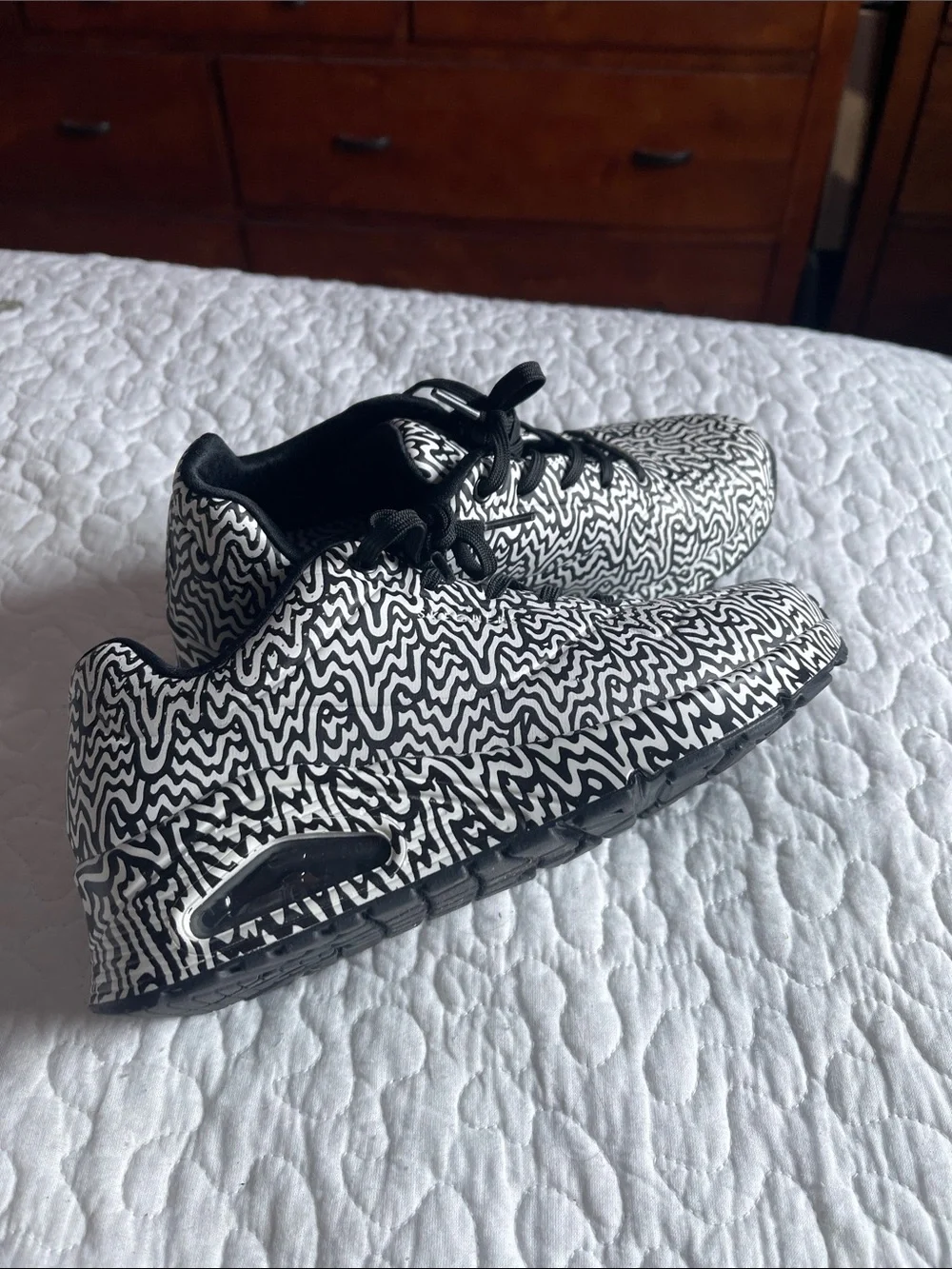 Skechers Black & White Abstract Print Lace-Up Sneakers